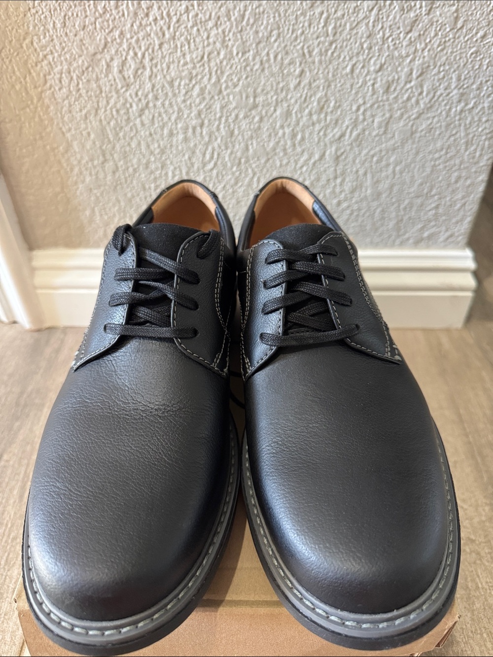 Clarks Rendell Plain Men's Lace Up Leather Plain Toe Oxfords 45346 Size 8.5W NWB